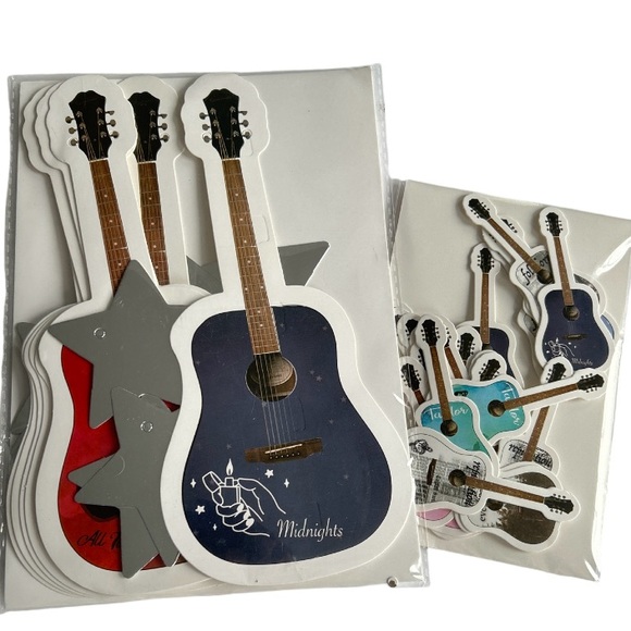 Taylor Swift Party Bundle Includes Wall Tapestry & Party Garland New Product - Picture 3 of 11